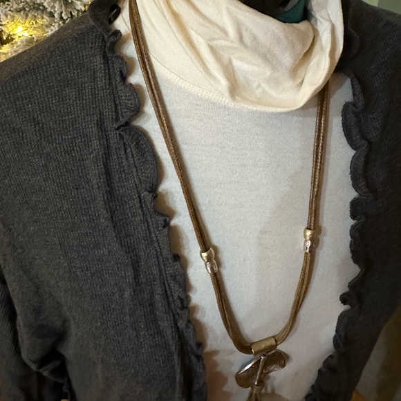 Alter’d State detailed charcoal cardigan (necklace not included) - Picture 3 of 8